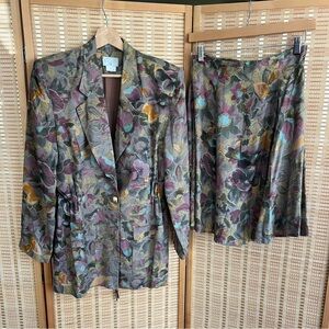 Georgiou Floral Blazer/ Skirt Suit Women’s Sz XS Vintage Italy